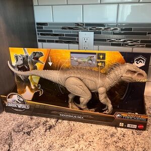 Jurassic World Camouflage 'N Battle Indominus Rex
